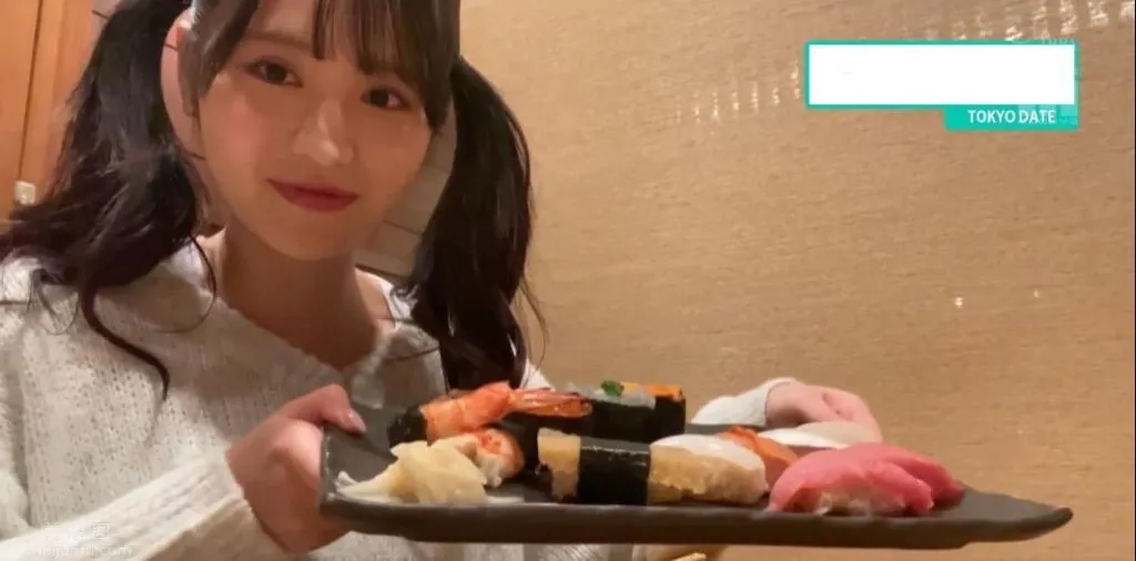 前不久也就是情人節當天迎來了她19歲的生日  在這裡為她送上遲到的一句祝福：生日快樂~  這一次她扮演的是一位18歲的女大學生  一起往下看吧，圖片，第七張