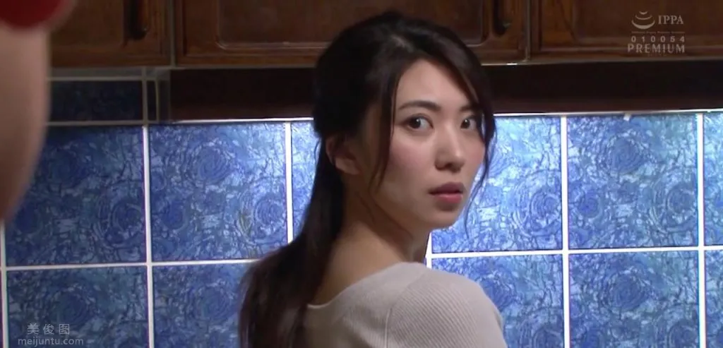 PRED-233：完美臀部的美女主播—山岸逢花，圖片，第三張