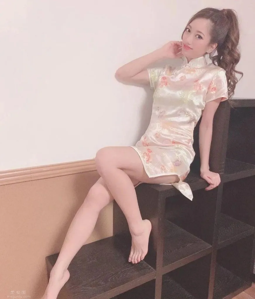 東凜：暗黑張靓穎，30歲最強已婚人妻“扛把子”，圖片，第十二張