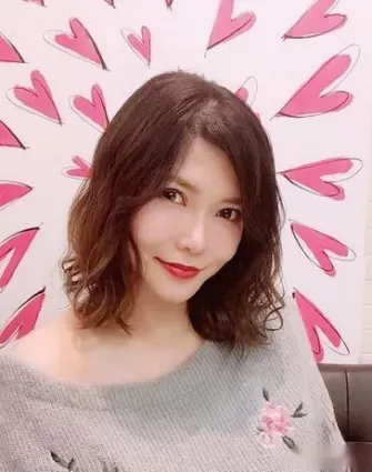 MRSS-101：辻井穗香（辻井ほのか） 家庭主婦，穿上了白色的長靴