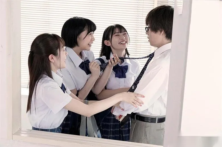 STARS-308：SOD新生代演員化身青春美少女，開啟校園美好戀情，圖片，第四張