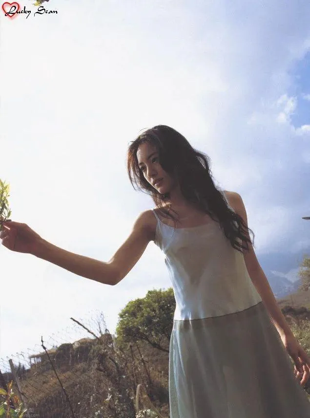 漂亮姐姐仲間由紀惠20歲複古膠片寫真分享，圖片，第八張
