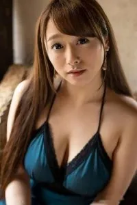 STAR-604：白石茉莉奈，對兒子很包容的好媽媽，圖片，第三張