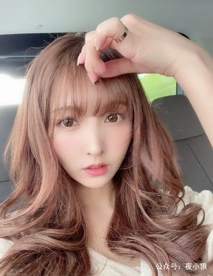 三上悠亞（三上悠亜）美照，第二張