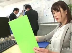 PPPD-870：辻井穗香(辻井ほのか)上司被屬下氣的動彈不了，圖片，第一張