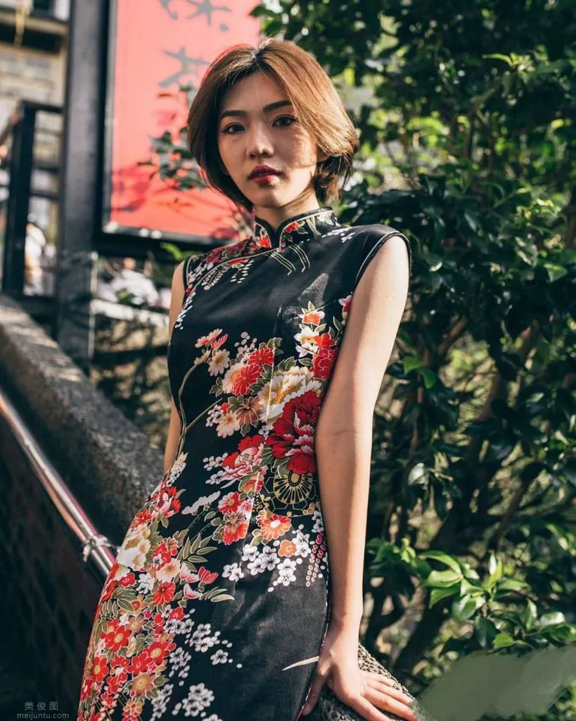 RCTD-340：制服下有着大雪白的美女救護員钰钰，圖片，第四張