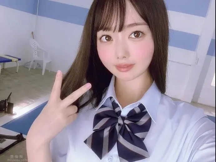 百濑飛鳥（百瀬あすか）美照，第二張