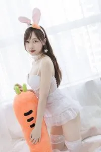 [雅拉伊] 兔子裝扮的夜夜小姐姐，圖片，第五張