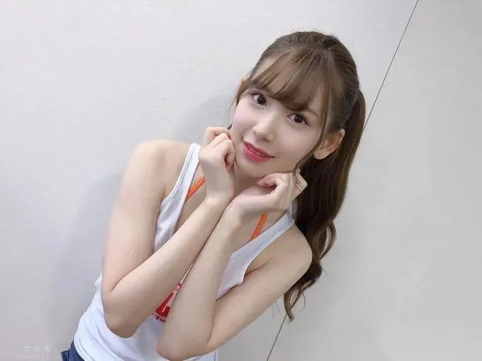 女演員明裡つむぎ(明裡紬），照片