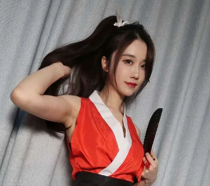 軒子巨二兔cosplay照片