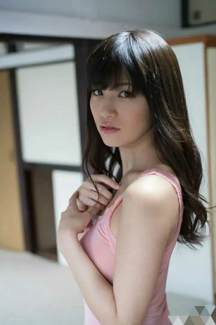 MIDE-828：高橋しょう子(高橋聖子)公司聚會後，留宿到同事家裡，圖片，第一張