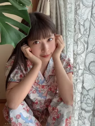 純白美少女《染野有來》清新微性感！泳裝散發盛夏氣息的初戀感！