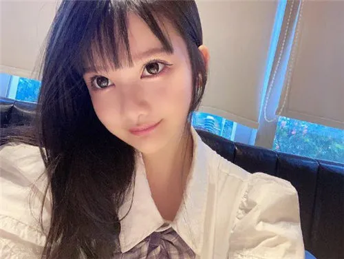 小尤奈jk和小尤奈是同一個人嗎 傻傻分不清楚