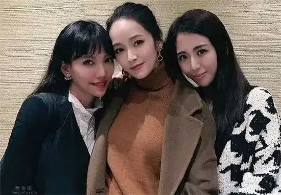 李靓蕾是哪裡的人 李靓蕾家世怎麼樣