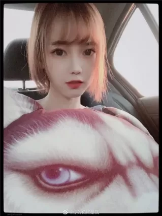 微博網紅你的負卿w 快來領取你的二次元萌妹