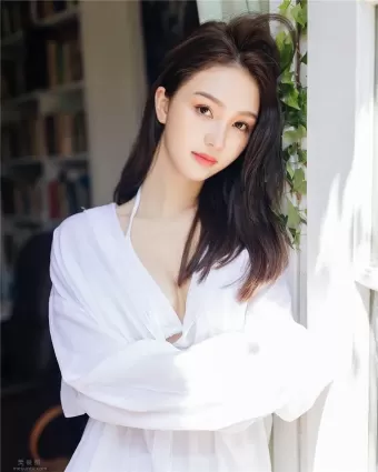 網紅crissielee 已經是辣媽了你敢信