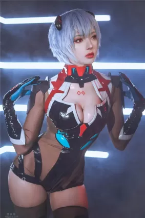 烏克蘭網紅SaiWestwood cos的2B小姐姐真的好美啊