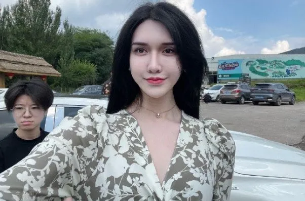 晨曦姐姐是什麼瓜 他是男的還是女的