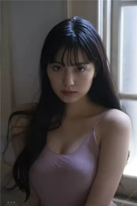 鶴島乃愛新作《秘密》發布 五套服裝風格各異