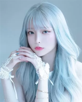 吳智恩仙氣飄飄的韓國美女 白發真的很驚豔