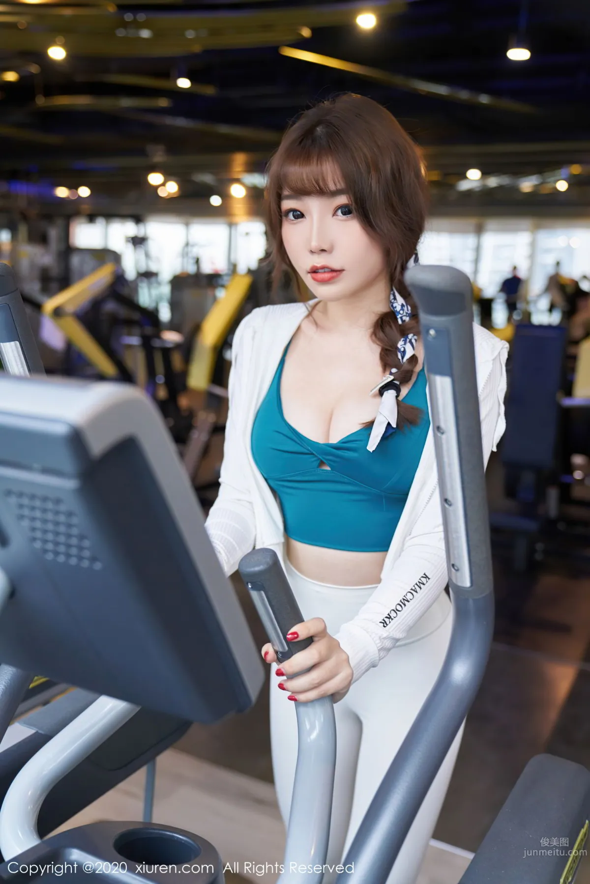 [XiuRen] 2020.09.22 No.2589 芝芝Booty 4