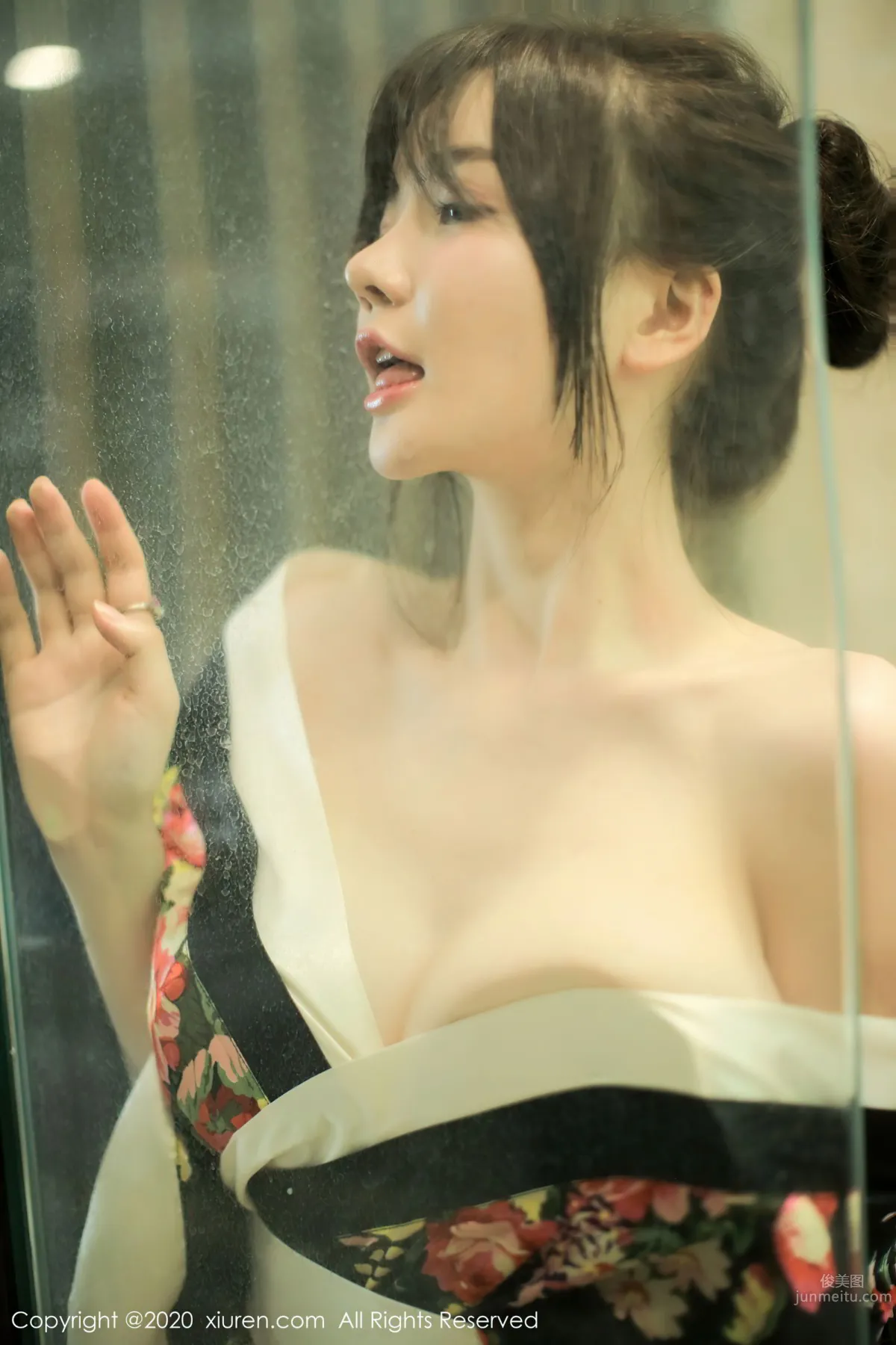 [XiuRen] 2020.09.21 No.2581 糯美子Mini 15