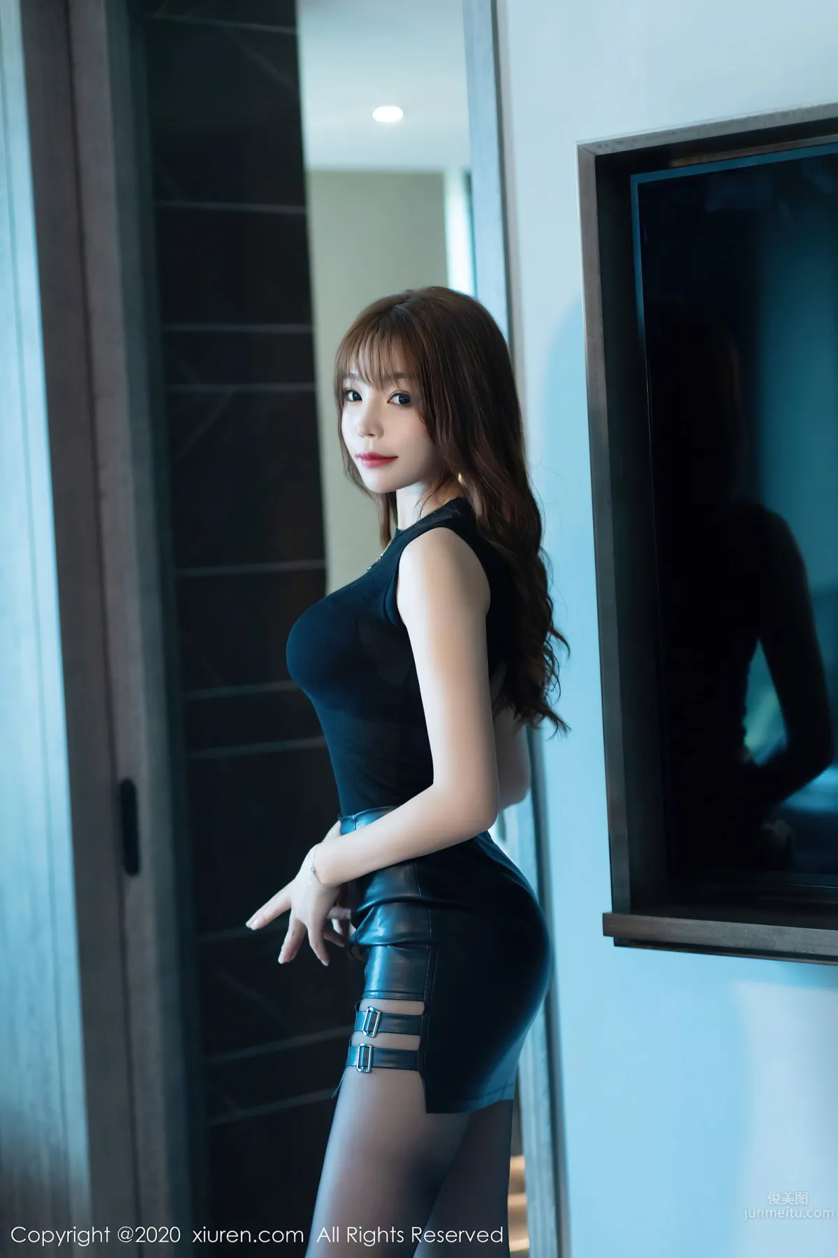 [XiuRen] 2020.08.14 No.2445 芝芝Booty 24
