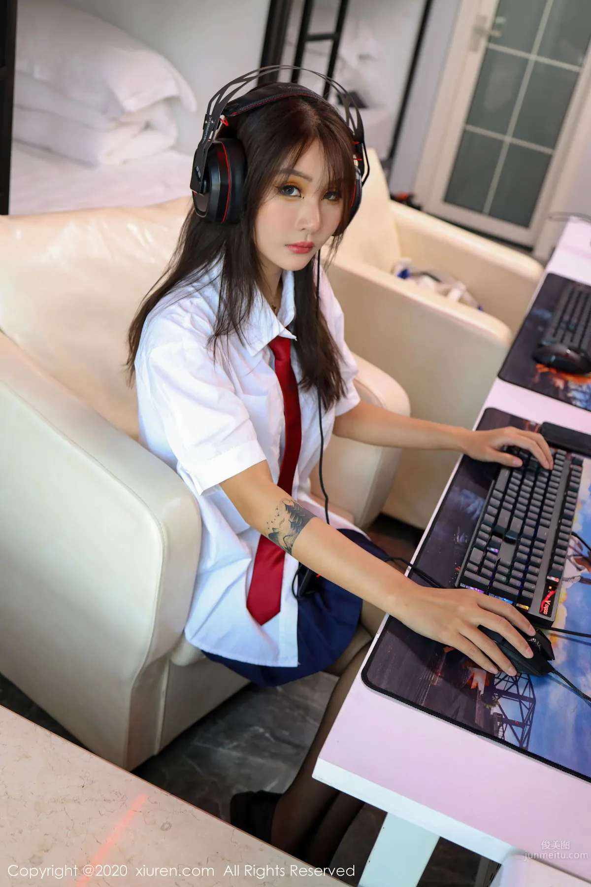 [XiuRen] 2020.08.19 No.2461 Emily顾奈奈_0