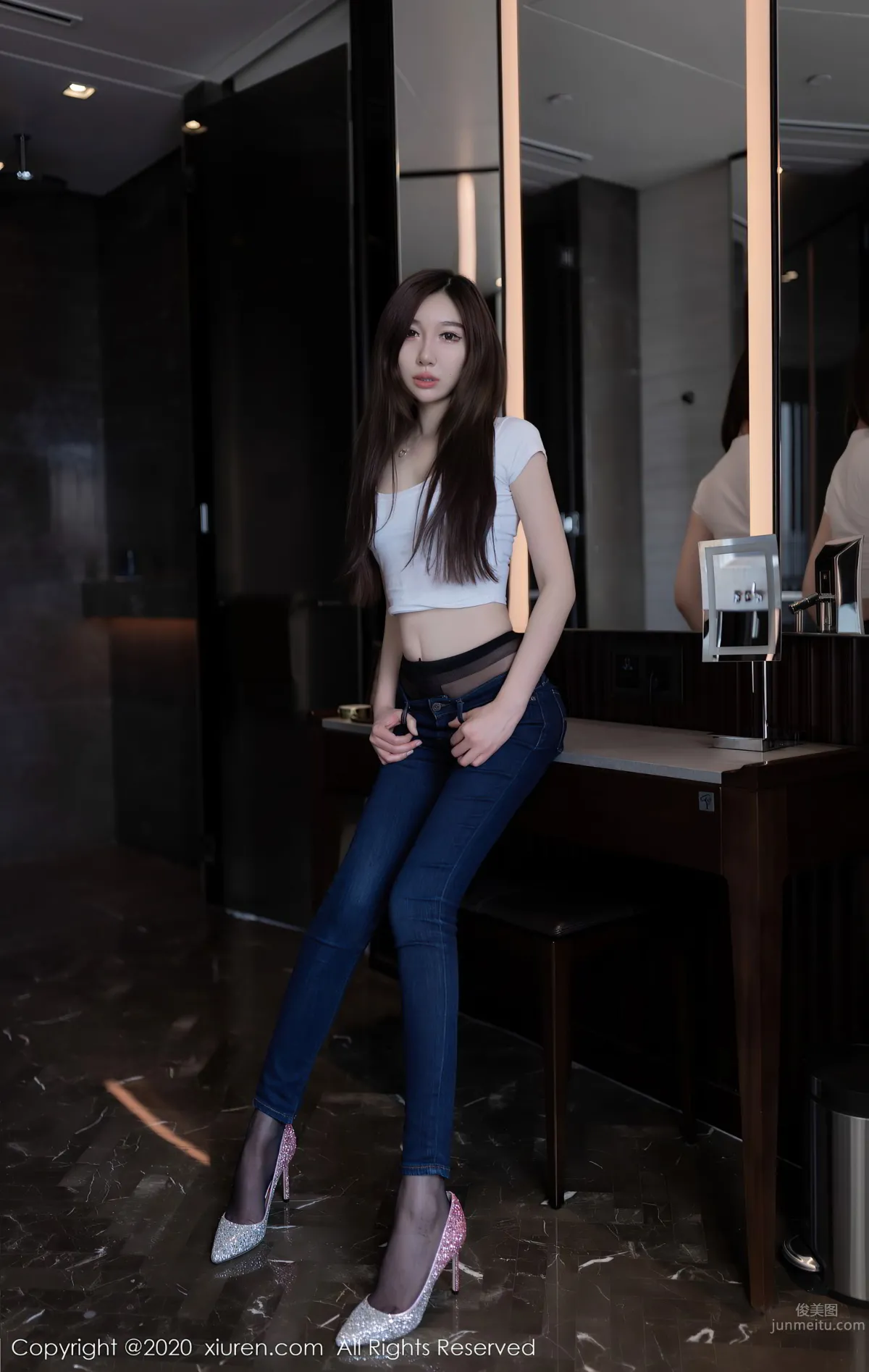 [XiuRen] 2020.08.05 No.2406 Victoria Zhiling photo 12