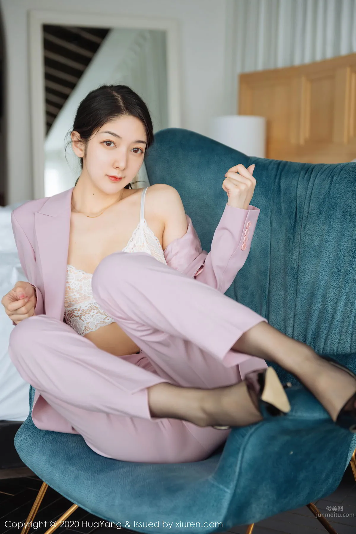 [HuaYang] 2020.07.15 VOL.255 Angela小熱巴 2