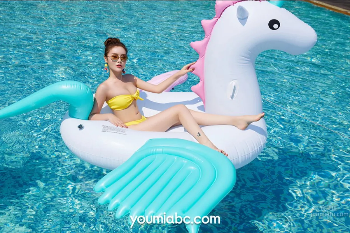 Youmi 2020.07.08 Chen Yuxi Pool Party photo 17