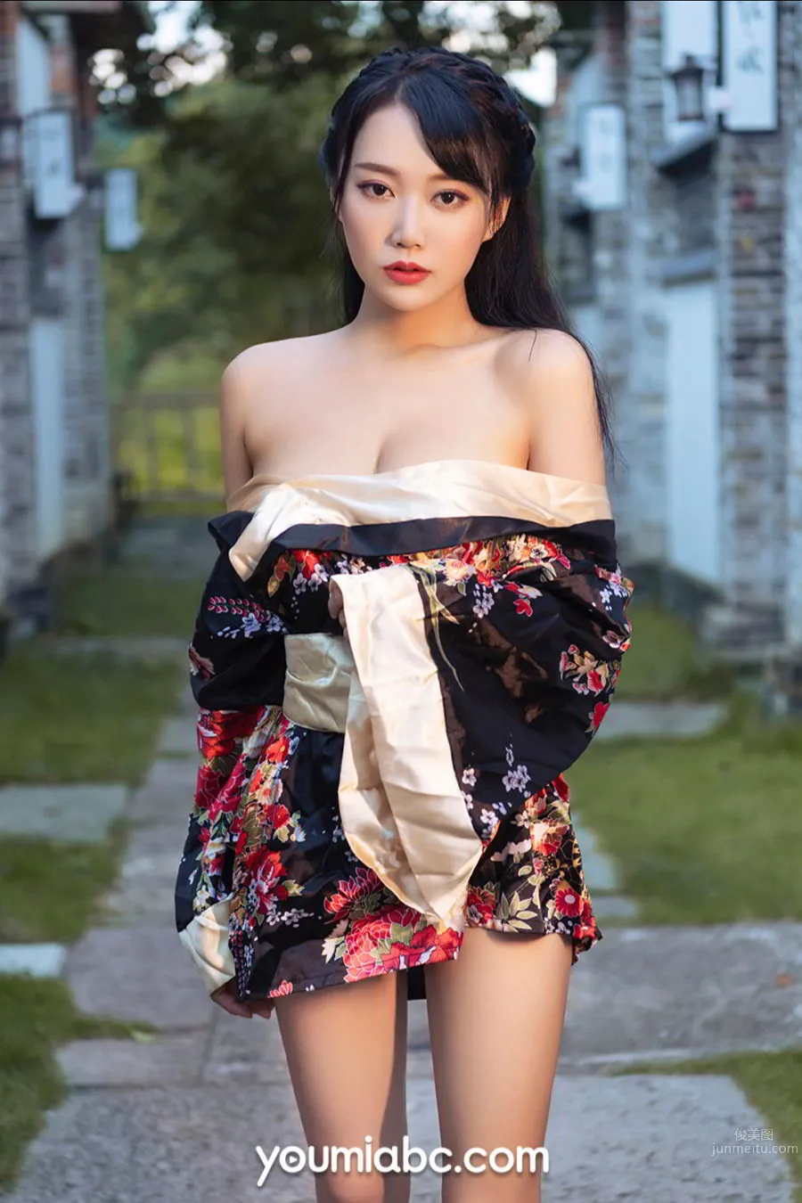 YouMei 2020.07.10 He Jiaying Gentle Breeze Girl photo 25