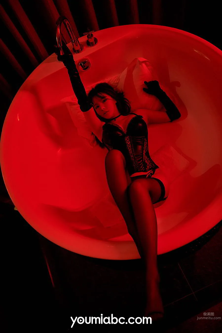 YouMi 2020.03.04 Crimson Night Li Duoduo photo 20
