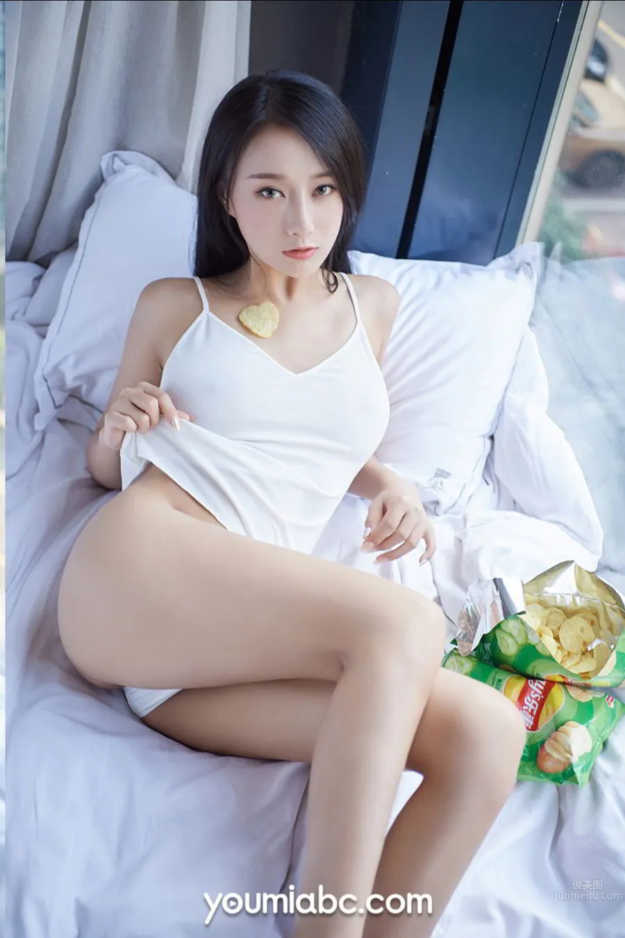 YouMei 2019.12.01 He Jiaying Hot Otaku Girl photo 19