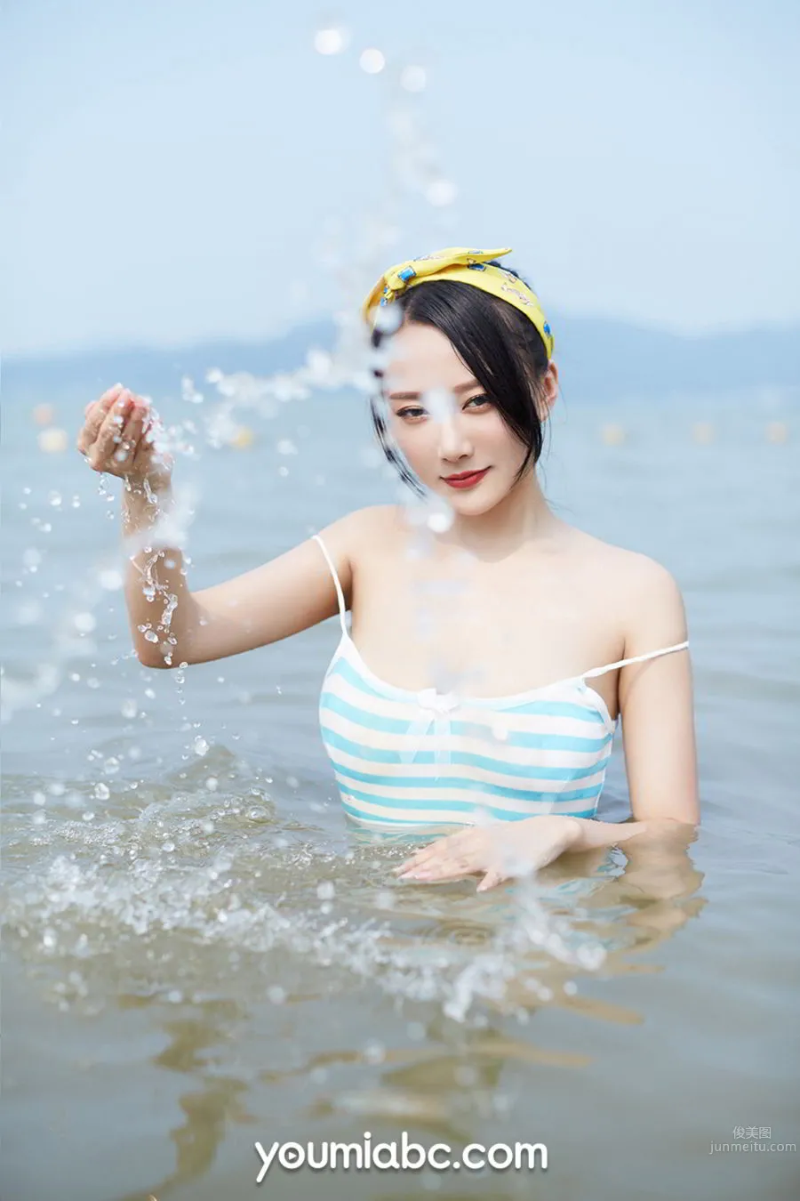 Youmi 2019.11.09 He Jiaying Beach Encounter photo 30