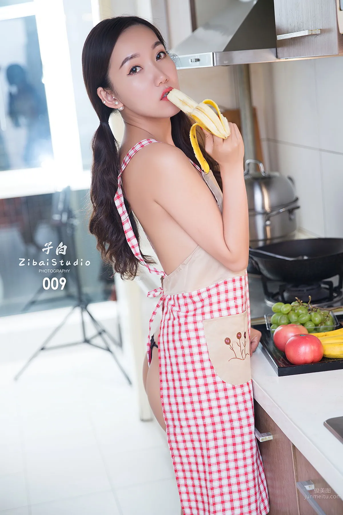 [TouTiao Goddess] Silk Series Issue 025, Lustful Housewife Ai Jingxiang photo 15