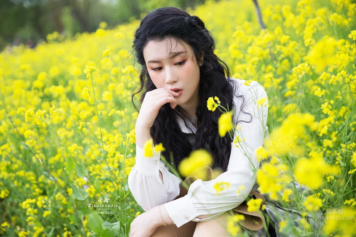 [TouTiao Goddess] 2020.04.20 Sunny Day of Rapeseed Flowers Zhong Qing photo 5