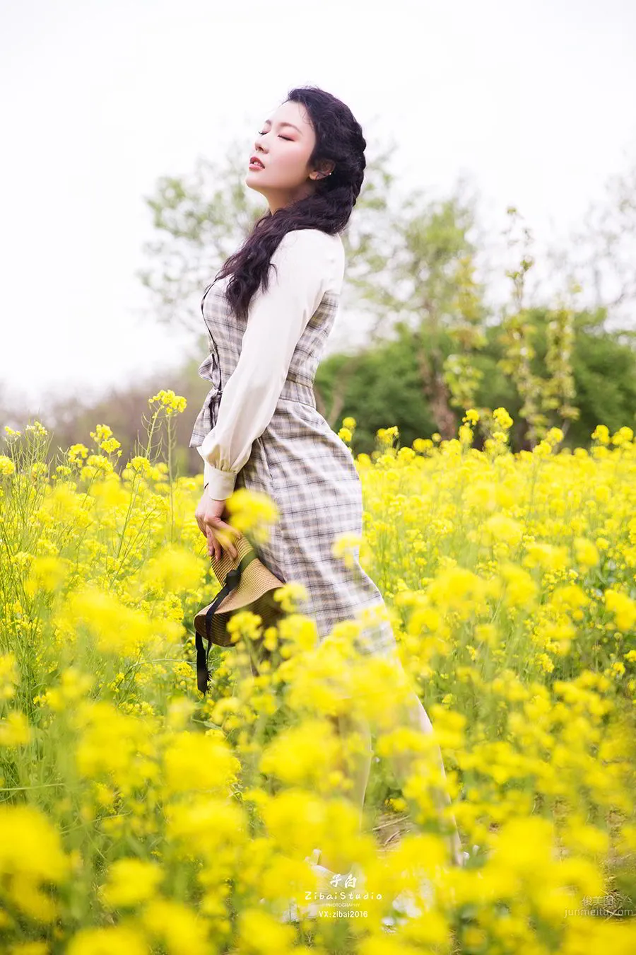 [TouTiao Goddess] 2020.04.20 Sunny Day of Rapeseed Flowers Zhong Qing photo 6