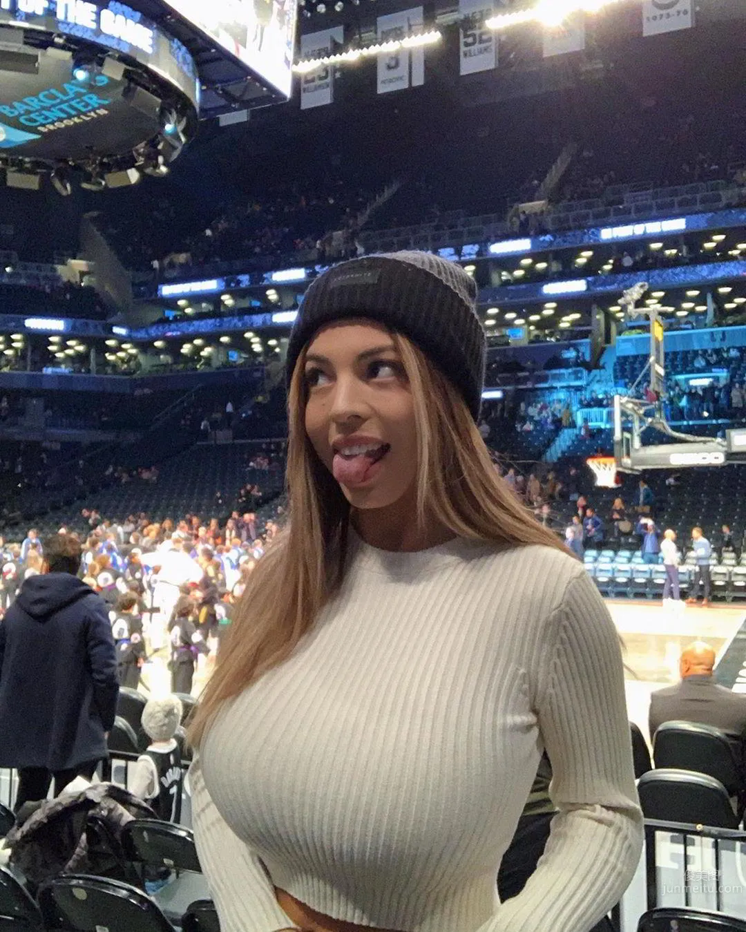 Danielley Ayala- 一手難掌握的大很有挑戰性 19