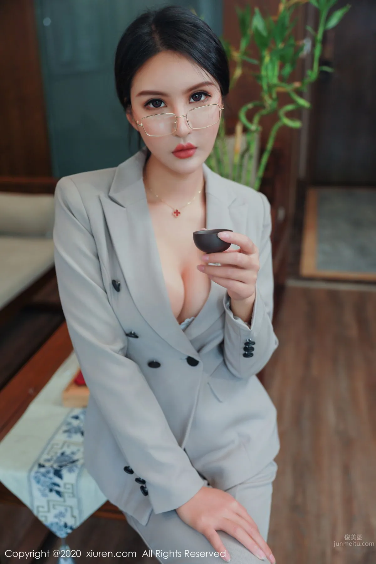 [XIUREN] 2020.03.25 Emily顾奈奈_15