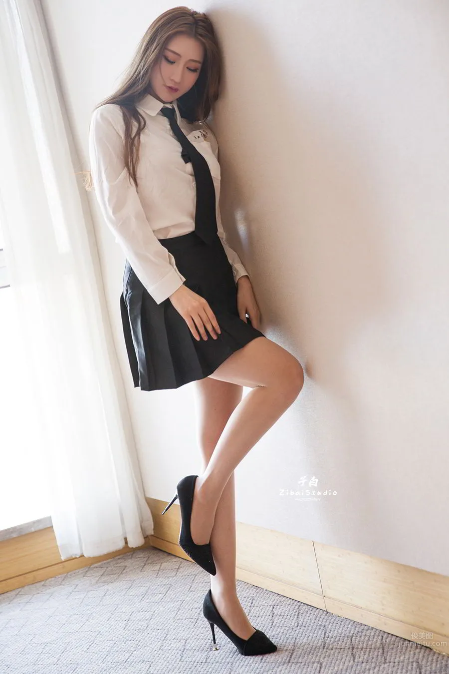 [TouTiao Goddess] 2020-04-05 Long-Legged Girl Xuan Zi photo 7