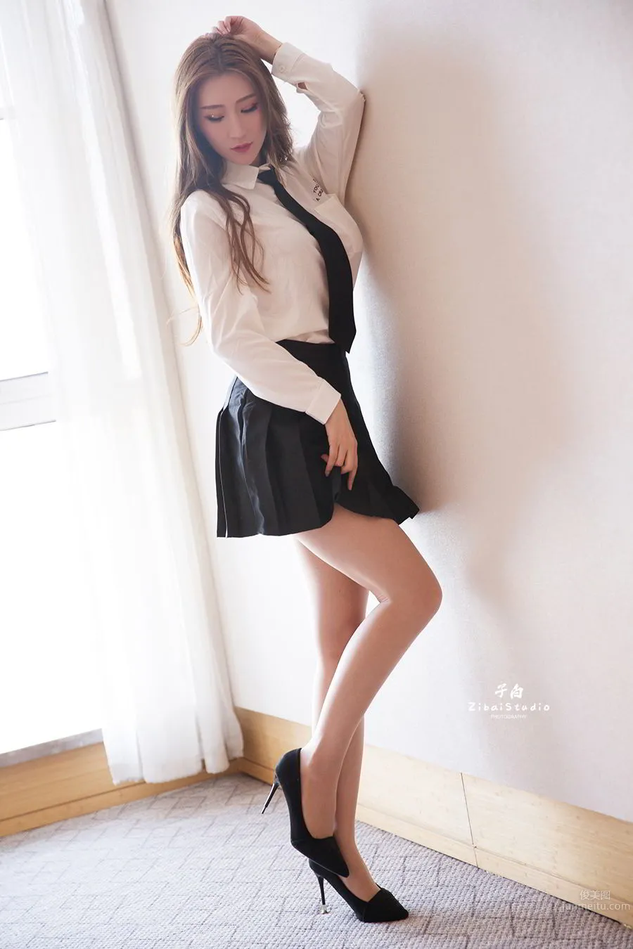 [TouTiao Goddess] 2020-04-05 Long-Legged Girl Xuan Zi photo 4
