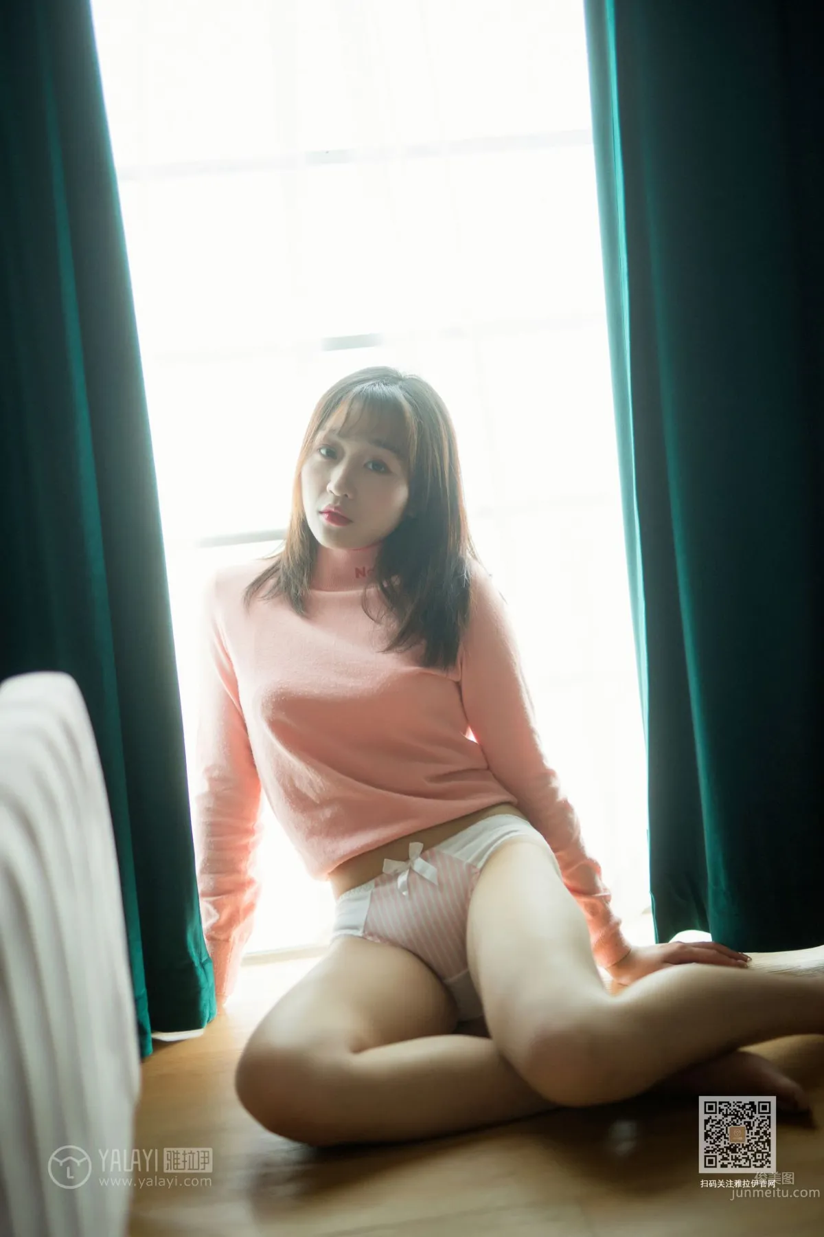 [YALAYI] 2020.02.01 Vol.531 Wearing a Sweater Is So Hot Xiao Ying photo 13