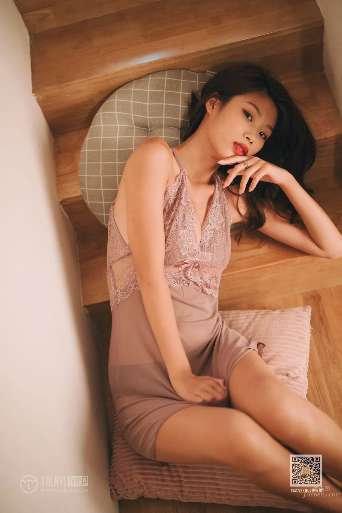 [YALAYI] 2019.01.03 Vol.509 Chance Encounter in the Stairwell Jing Chu photo 7