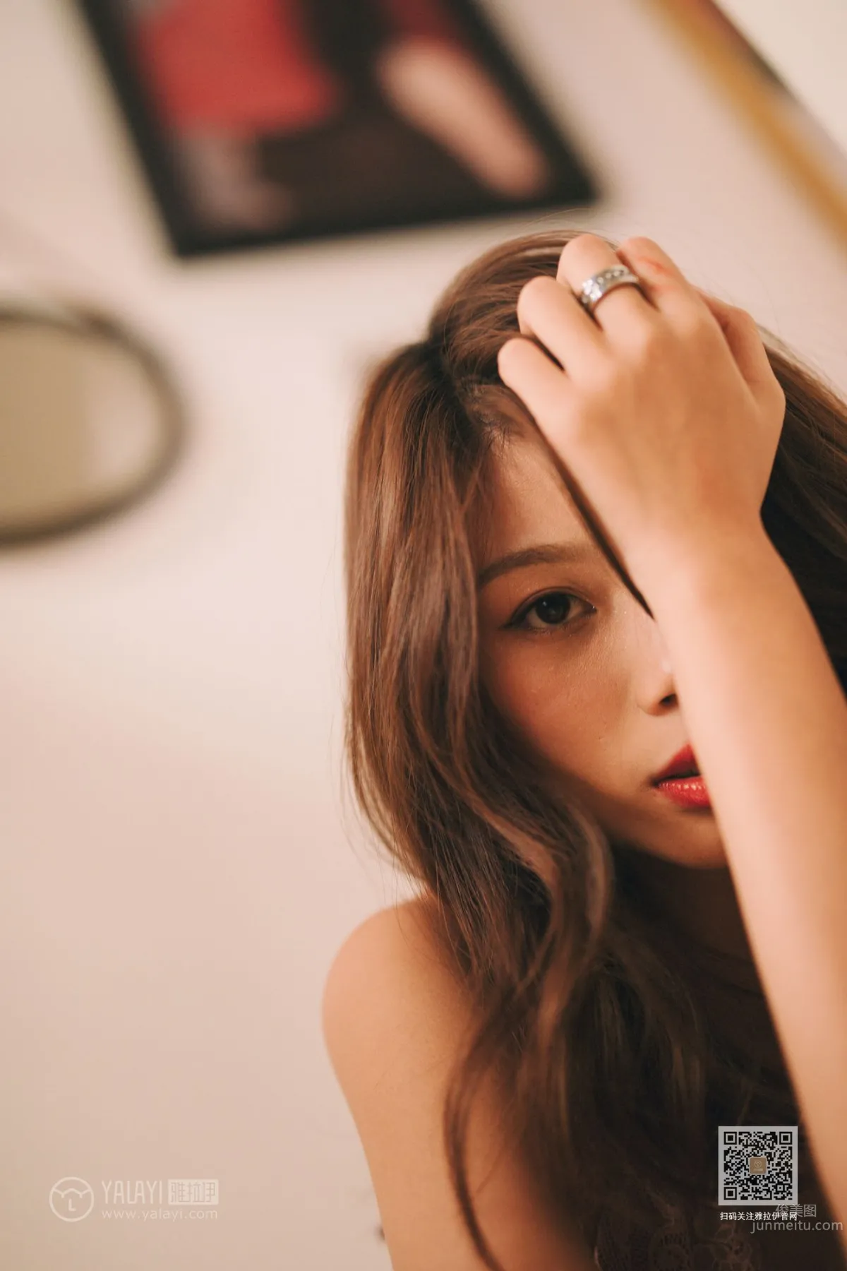 [YALAYI] 2019.01.03 Vol.509 Chance Encounter in the Stairwell Jing Chu photo 19
