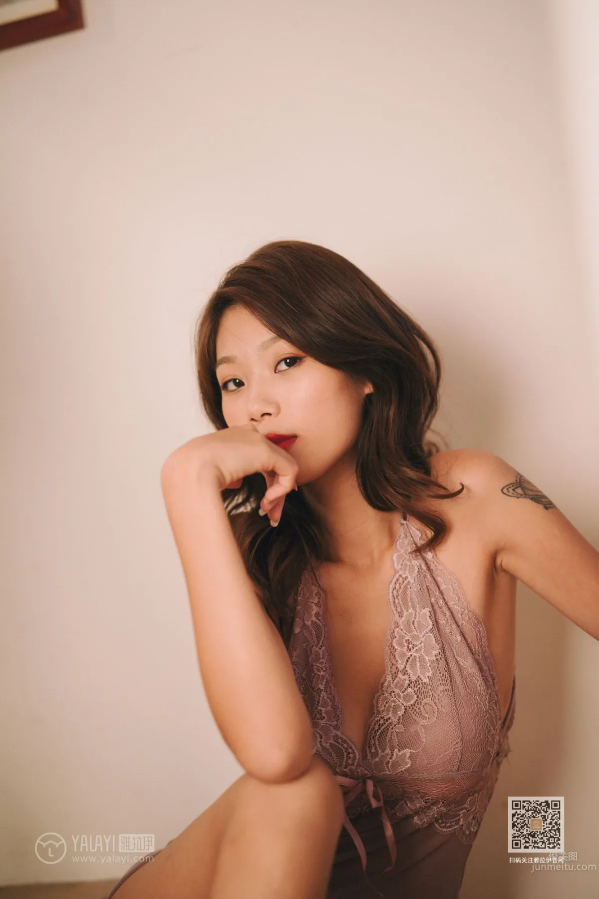 [YALAYI] 2019.01.03 Vol.509 Chance Encounter in the Stairwell Jing Chu photo 8