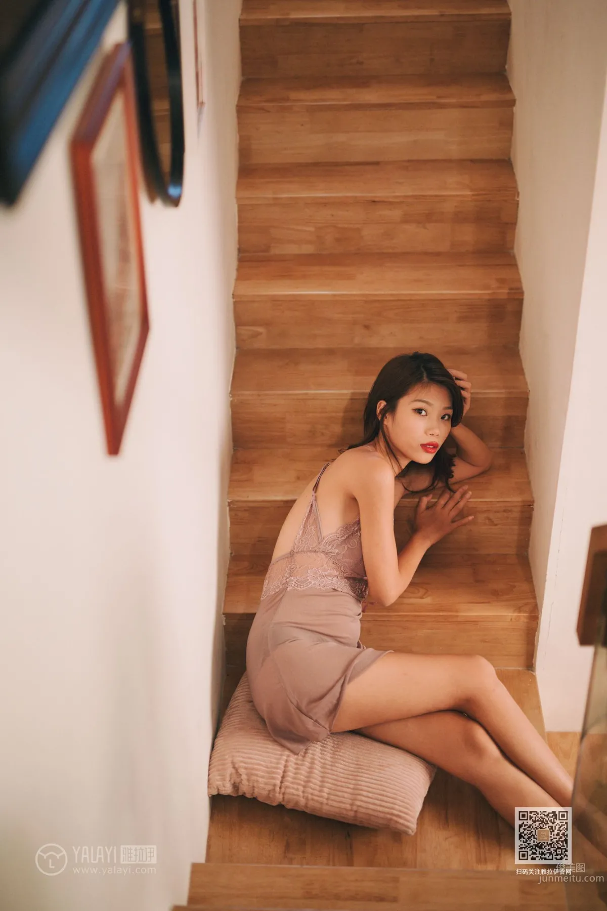 [YALAYI] 2019.01.03 Vol.509 Chance Encounter in the Stairwell Jing Chu photo 10