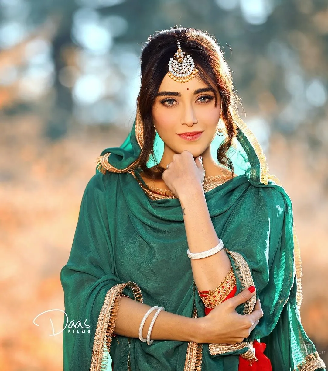 Angela Krislinzki - Indian Beauty Actress photo 8