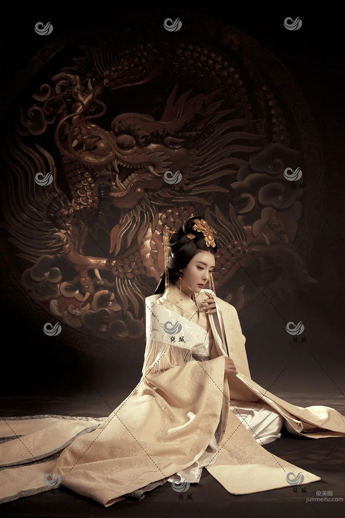 Xiaoxi Mo: TouTiao Goddess photo 4