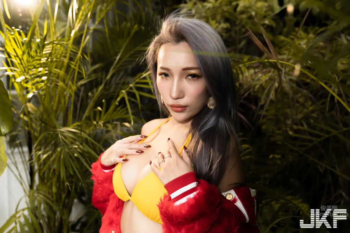Super HOT Thanksgiving Festival! 34G Hot Model Yunyun Generously Gives a Gift photo 20